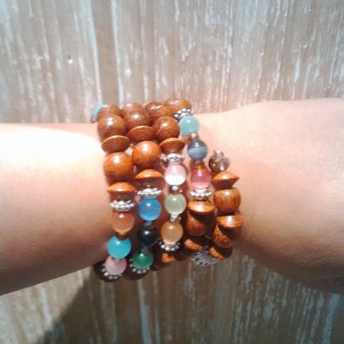 coco beads, 4 layers bracelet....Rp.160.000,-